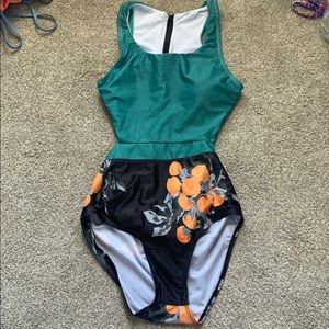 One piece bathing suit